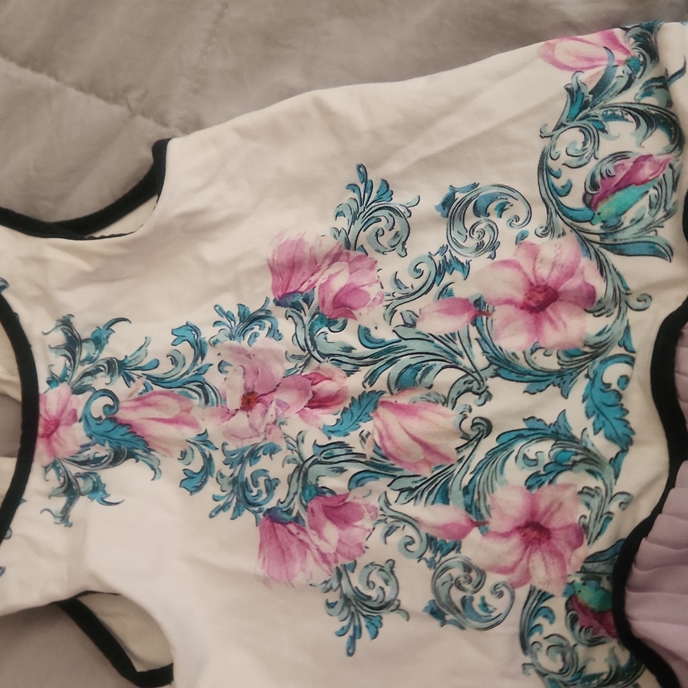 BEAUTIFUL BABY GIRL FASHION SUMMER SLEEVELESS DRESS. - Picture 3 of 9
